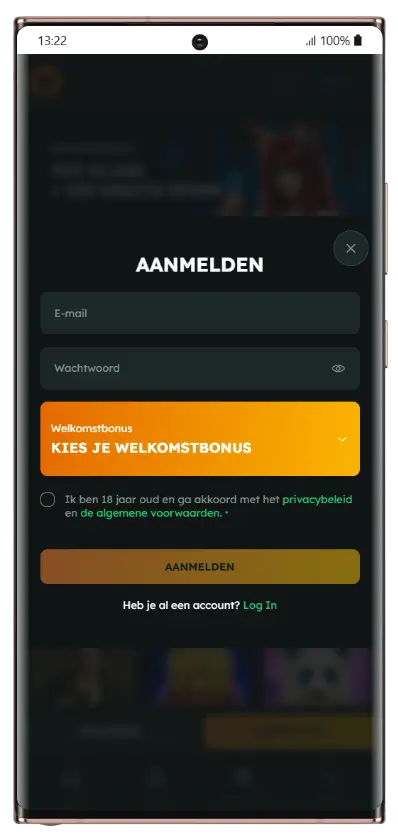 Mobiel registratieformulier van FoxSlots Casino met velden voor e-mail, wachtwoord, een welkomstbonus-selector en een aanmeldknop